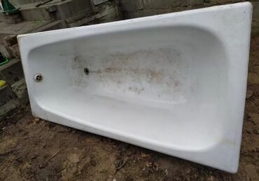 продаю фикус: Продаю овальный ванна чугун 2штуки размер1.50х0.70 по3500 сом