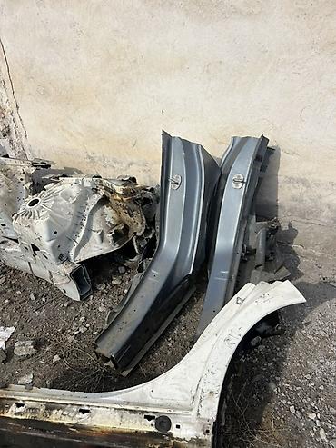 Силовые элементы кузова: Лонжерон Kia — 19