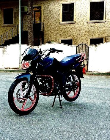 kotan 5 korpus: - Five-Century yol motosikleti
