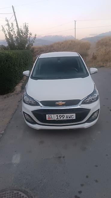 spark premier: Chevrolet Spark: 2019 г., 1 л, Вариатор, Бензин, Хэтчбэк — 3