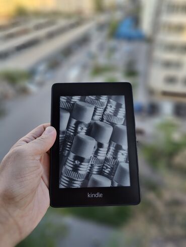 jelektronnye knigi amazon kindle paperwhite 3: Электронная книга, Amazon, Б/у, 6" - 7", Bluetooth, цвет - Черный
