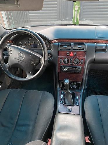 мерс эвакуатор: Mercedes-Benz E-Class: 2000 г., 2.2 л, Механика, Дизель, Универсал — 5