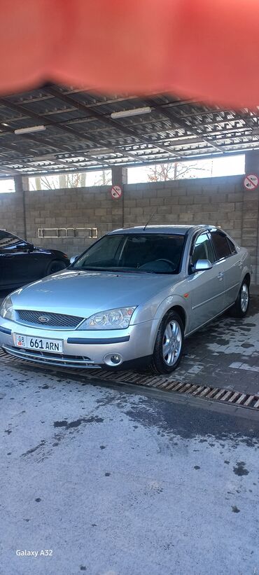 Ford: Ford Mondeo: 2002 г., 2 л, Автомат, Бензин, Седан