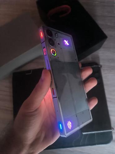 z fold 2: Salam Telefon Ideal veziyetededi Qeydiyat var Qutusu Adaptor var — 10