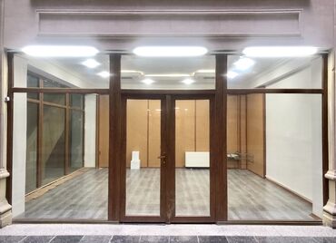 Mağazalar: WhatsApp la əlaqə saxlayın Mağaza 90 KV.M əla işlək yerdə kirayə — 8