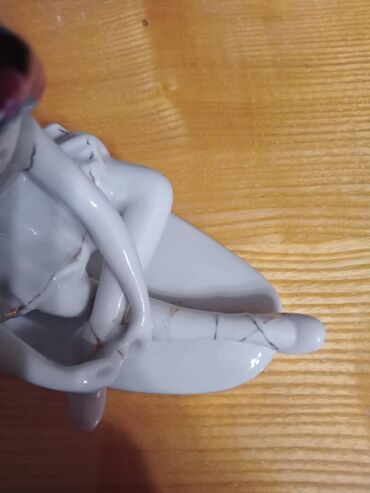 Статуэтки: Фарфоровые Статуэтки ЛФЗ Лось - 1500 сом Пушкин- 1500 сом сломано — 8