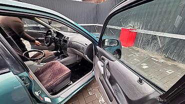 Mazda: Mazda 323: 2003 г., 1.6 л, Автомат, Бензин, Универсал — 7