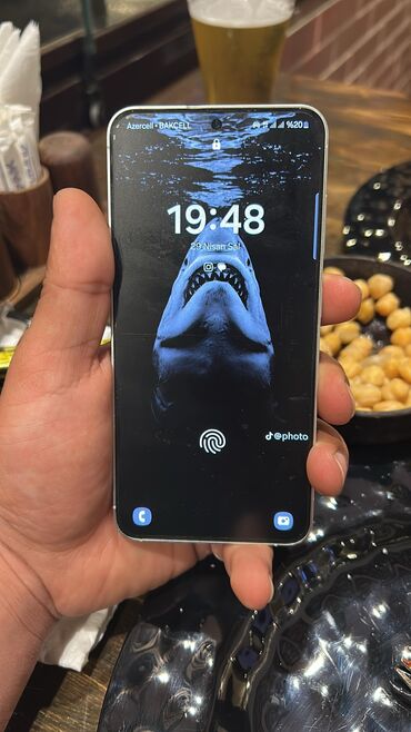 телевизор самсунг: Samsung Galaxy S24, 128 ГБ, цвет - Серый, Отпечаток пальца, Беспроводная зарядка, Две SIM карты