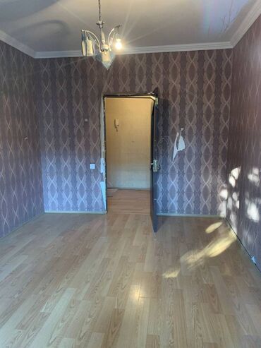 Köhnə tikili: Bakı, 4 otaqlı, Köhnə tikili, m. Qara Qarayev, 110 kv. m — 9