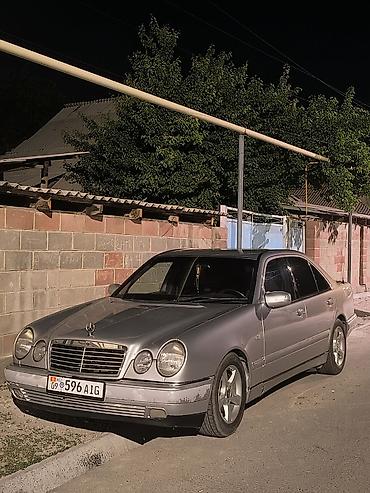x class: Mercedes-Benz E-Class: 1995 г., 3.2 л, Автомат, Бензин, Седан — 5