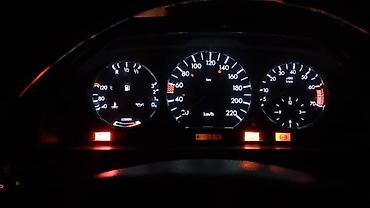 mazda premacy 2004: Mercedes-Benz W124: 1991 г., 2.3 л, Механика, Бензин, Седан — 8