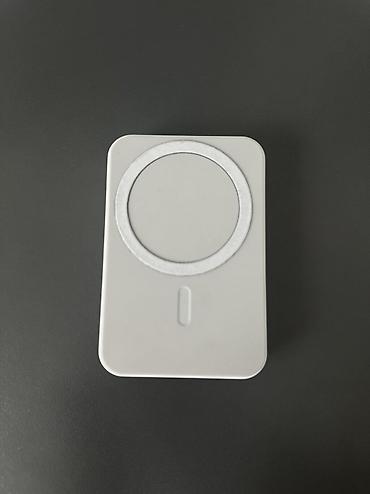 magsafe: Внешний аккумулятор MagSafe Power Bank 5000 mAh — 1