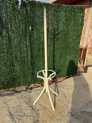 RS - Antique Coat Racks: Stilski Thonet civiluk Thonet civiluk U dobrom stanju Čvrst i stabilan — 2