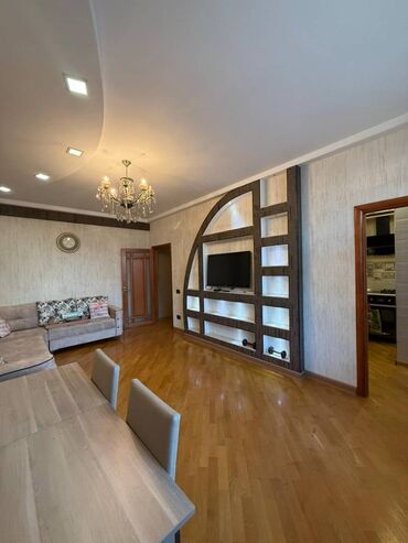 Uzunmüddətli kirayə mənzillər: Xətai Rayonu Xalqlar Dostluğu Metrosuna yaxın Gövhər Mtk 2 otaq — 3