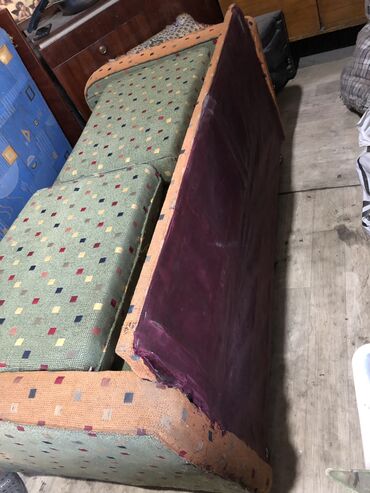 Прямые диваны: Срочно продаю диван 0…5…5. 9. 3. 2…0. 5…3…1 Состояние хорошее — 9