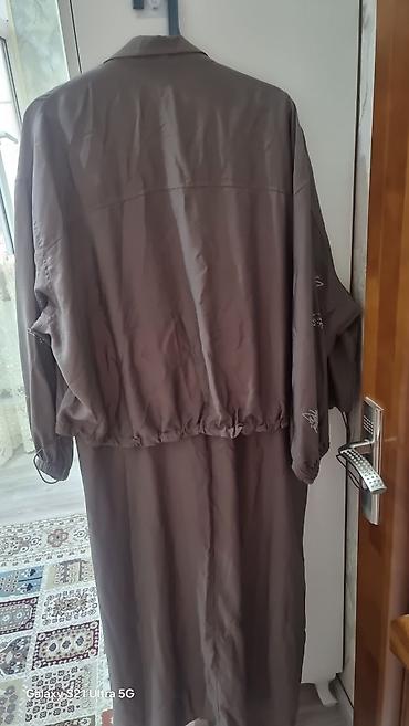 desd geyimler: Qadın dəsti – uzun don və yüngül jaket - Rəng: tünd qəhvəyi/taupe - — 2