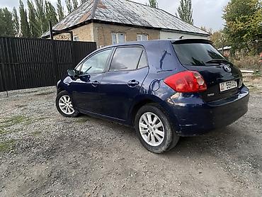 ml 163: Toyota Auris: 2009 г., 1.6 л, Механика, Бензин, Хэтчбэк — 6