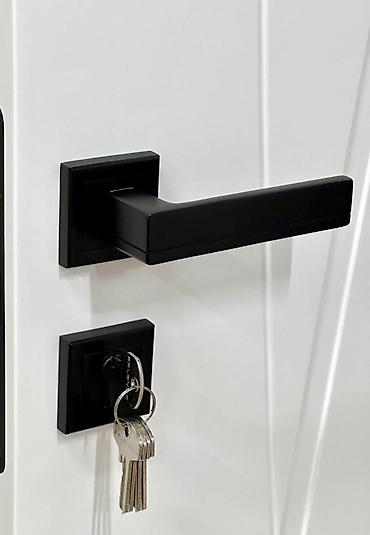 acar dəsdi: Qapı furniturası və zamokları - Dəstlər: qapı dəstəkləri, zamok — 8