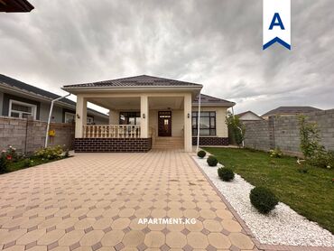 Долгосрочная аренда домов: For rent new house in the southern part of the city. The house is — 3