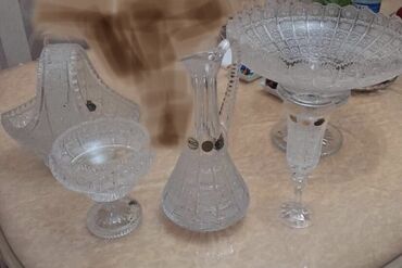 qaşıq desti: Ayrılıqda qiymətləri: Meyvə qabı - 240 AZN Karzinka - 130 AZN