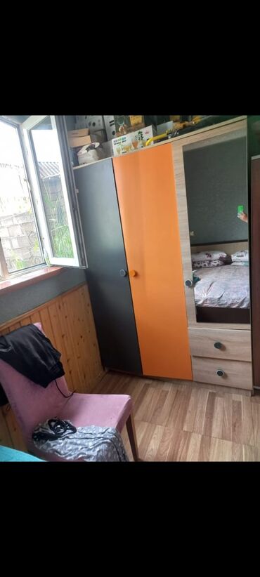 radiator ev üçün: Skaf yaxşı vəziyyətdə satılır 160 azn. Sabunçu 8909. Nigar 1