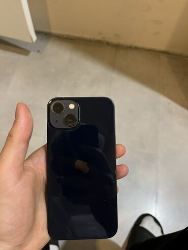 Apple iPhone: IPhone 13, Qara, Face ID