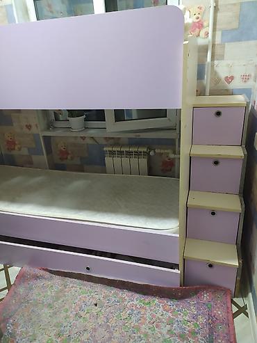 Mebel: Oğlan və qız üçün, İşlənmiş, Çarpayı, Matrassız, Siyirməli, MDF — 1