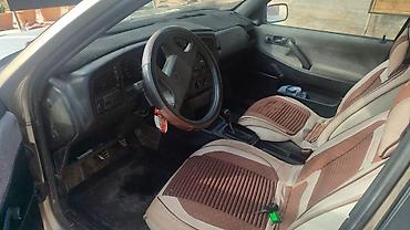 авто эмаль: Volkswagen Passat: 1988 г., Механика, Бензин, Седан — 1