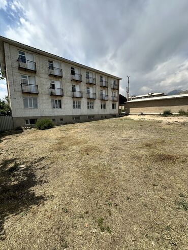 Продажа домов: Коттедж, 1400 м², 15 комнат, Риэлтор, Косметический ремонт — 6