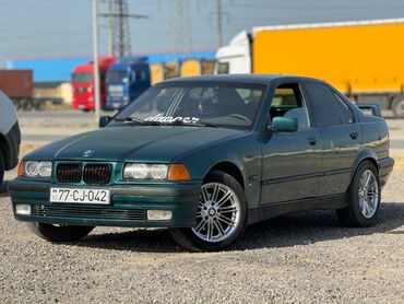 maşın işıqları: BMW 3 series: 2 л | 1992 г. Седан