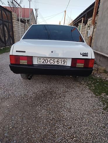 lada samara: Lada Samara sedan – ağ rəng, 4 qapı, arxa ötürücülü. - Salon: qara — 4