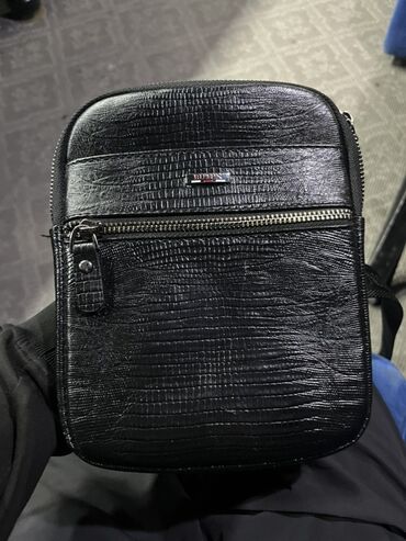 купить зонтик: Мужская компактная сумка через плечо - Материал: чёрная экокожа с