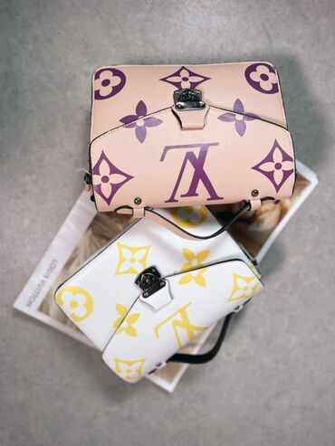 Torbe: Cena torbi 2450
Cena kaisa 1.700
Cena novcanika 1.700
Alb sa porezom — 13