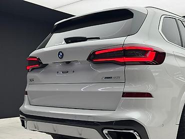 xpeng p7: BMW X5: 2022 г., 3 л, Автомат, Бензин, Кроссовер — 5