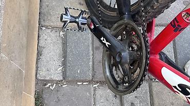 gurcustan velosiped bazari: Problemi yoxdu əla vəziyətdədi orjinal shimano top var üstündə — 8