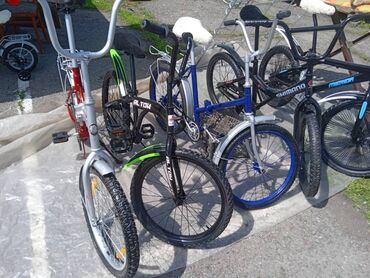 четырехколесные велосипеды: Продаю велосипеды разные, цена договорная. Все вопросы только по