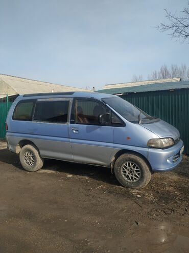 вал газ 53: Mitsubishi Delica: 1995 г., 2.4 л, Автомат, Газ