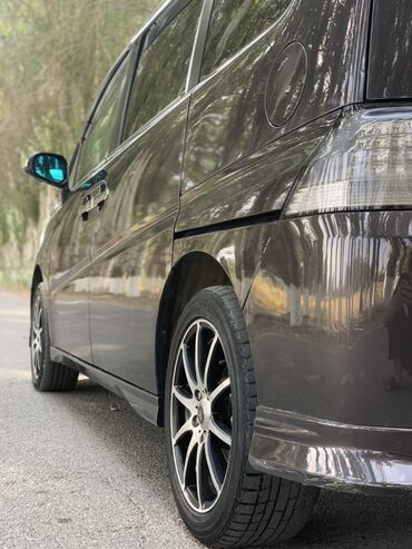 Honda: Honda Stepwgn: 2005 г., 2 л, Автомат, Бензин, Минивэн — 5