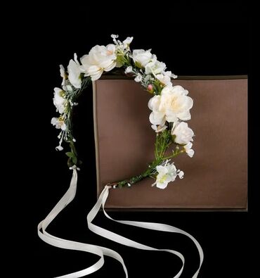 Donlar: Qadın kişini uşaq dəbli ziarət geyimlərinin kirayəsi - Modellər — 9