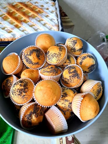 Выпечка, хлебобулочные изделия: Ароматные домашние булочки, приготовленные из мягкого теста, с нежной — 8