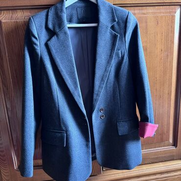 пиджаки женские: Пиджак, Классикалык модель, Италия, S (EU 36)