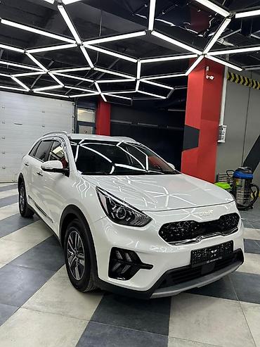Kia: Kia Niro: 2021 г., 1.6 л, Робот, Гибрид, Кроссовер — 2