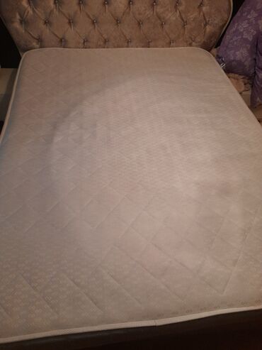 taxt matrasi: Ortobetik matras satılır eni 1m50sm, uzunlugu 2m, yaxşı vəziyyətdədir