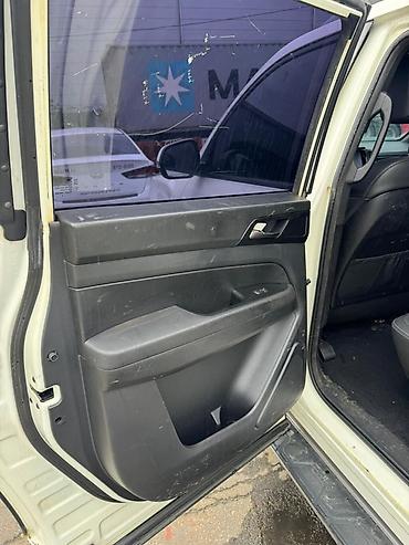 Dongfeng: Dongfeng : 2020 г., 2.2 л, Автомат, Дизель, Внедорожник — 7