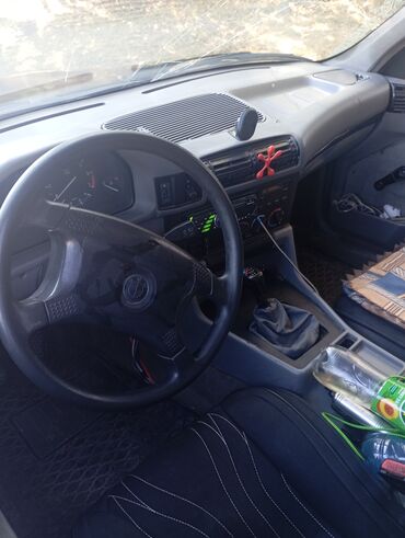 авто лизинг рассрочка: BMW 518: 1993 г., 1.8 л, Механика, Бензин, Седан