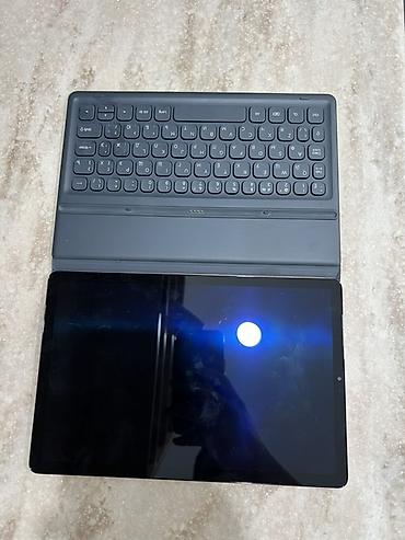 11: Планшет, Samsung, память 64 ГБ, 10" - 11", 4G (LTE), Б/у, Классический цвет - Золотой — 2