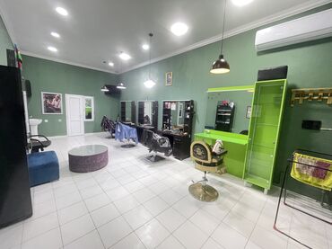 Bərbərlər: Bərbər tələb olunur, Fiks edilmiş ödəniş, 1-2 illik təcrübə — 9