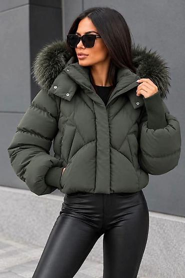 north face zenske jakne: 10. 🖤 ŽENSKA ZIMSKA JAKNA – 5.100 DIN 🖤 ✨ Moderan model sa bogatim — 1