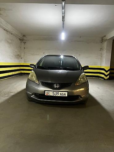 Honda: Honda Jazz: 2010 г., 1.4 л, Механика, Бензин, Хэтчбэк — 8