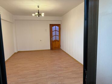 Uzunmüddətli kirayə mənzillər: Ataturk parkinin yaxinligi avestanin arxasinda 9/4 mertebesi 2 otagli — 2